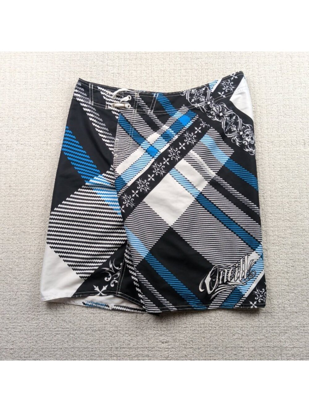 Y2K ONeill Boardshorts Mens 32 Plaid Skull Tribal Grunge Goth Alt Surfer Skater